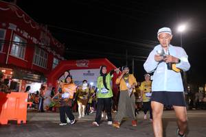 BIB: 
                            <button type="button" onclick="openModal(26261781)" class="btn btn-primary btn-sm float-right btn-popup" data-toggle="modal" data-target=".modal-high-quality">
                        <i class="fas fa-shopping-cart"></i> Add to Cart
                    </button>
                                            <button type="button" onclick="isThisMe(26261781, true)" class="btn btn-success btn-sm float-right btn-popup btn-isme hidden" data-toggle="tooltip" data-placement="bottom" title="นี่คือรูปของคุณใช่ไหม คลิกที่นี่เพื่อเอาเข้าอัลบั้ม">
                        <i class="fas fa-plus"></i> Add to album
                    </button>
                    <button type="button" onclick="isThisMe(26261781, false)" class="btn btn-warning btn-sm float-right btn-popup btn-isnotme hidden">
                        <i class="fas fa-ban"></i> Remove from album
                    </button>